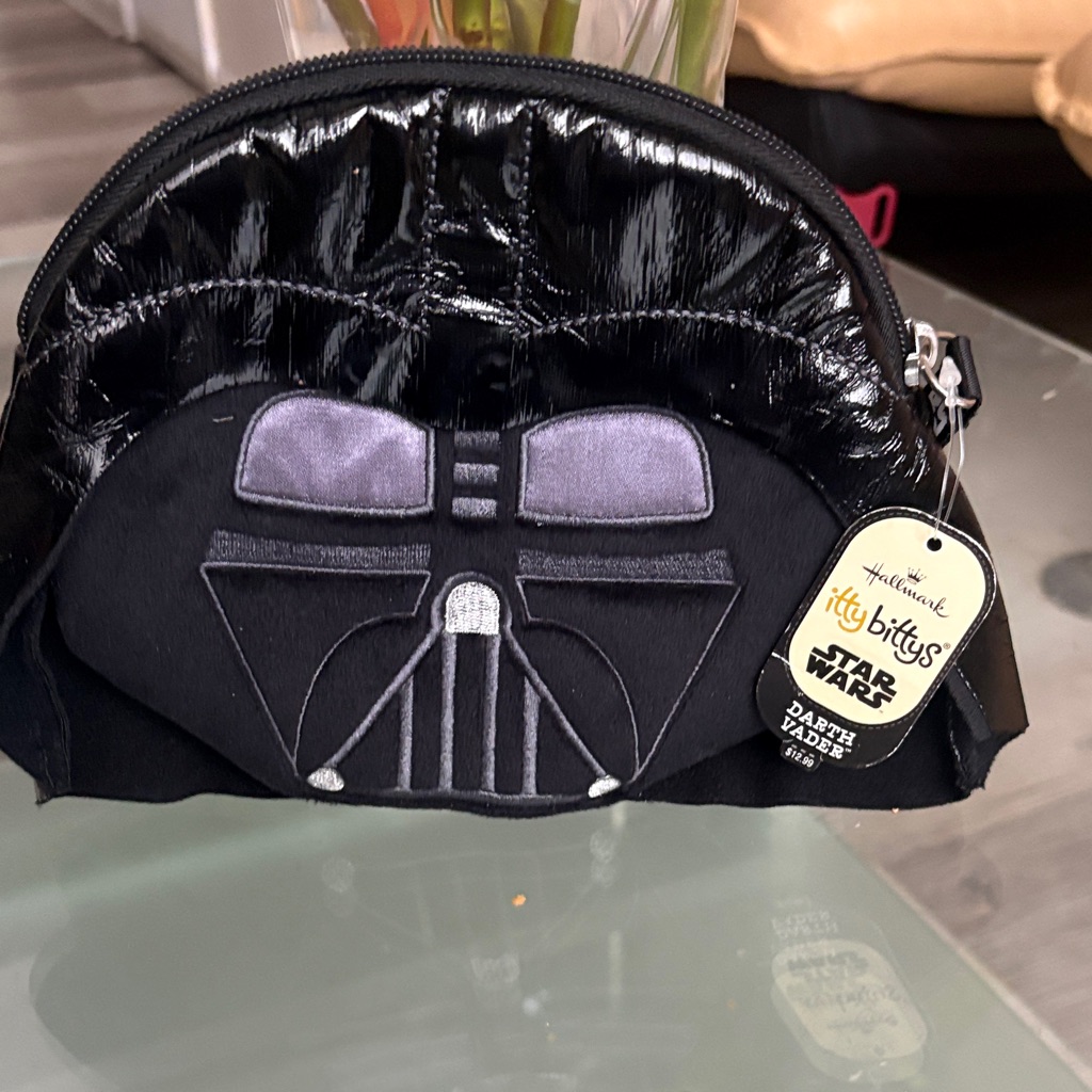Hallmark Itty Bittys Star Wars Darth Vader Zippered Pouch Wrist Strap